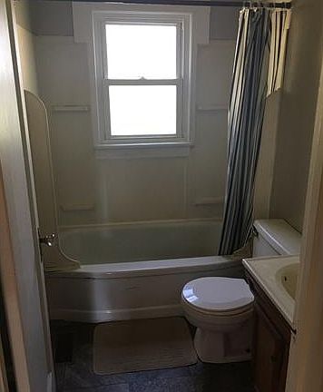 4th image of 139 Linwood Dr