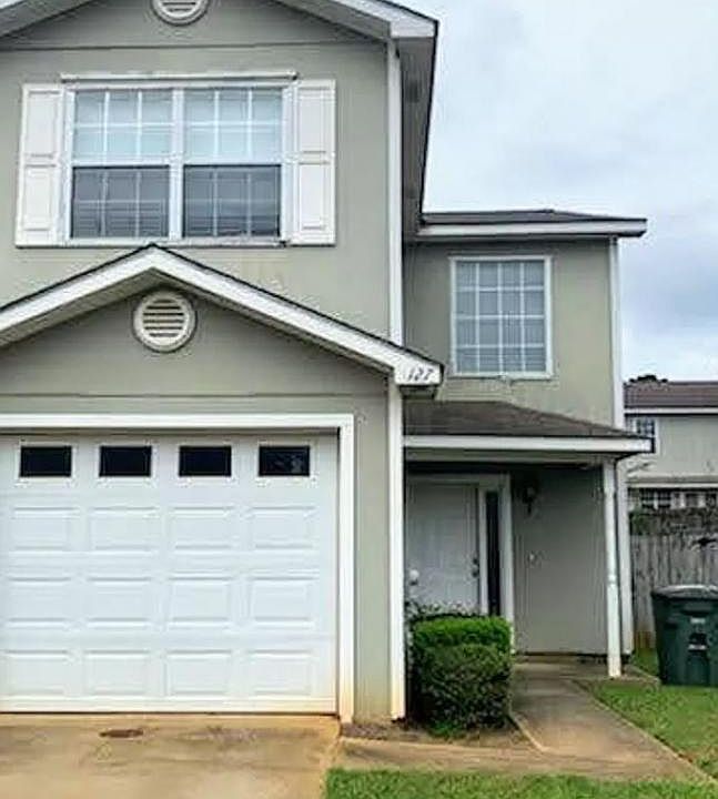 1st image of 127 Woodberry Dr