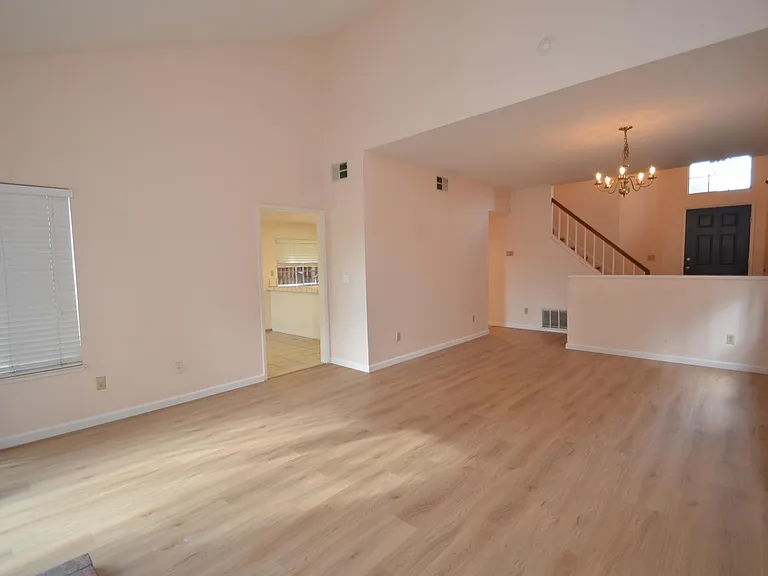 2952 Creek Point Dr — Photo 8