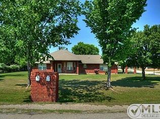 7512 Levy Acres Cir W, Burleson, TX 76028