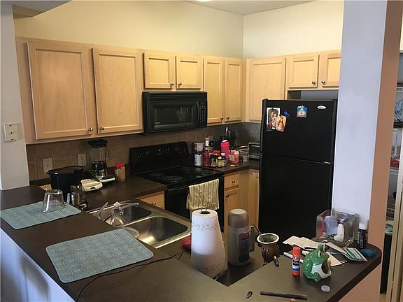 3rd image of 12843 Madison Pointe Cir APT 205