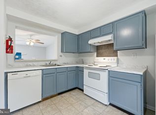 217 Vista Ct, Sicklerville, NJ 08081