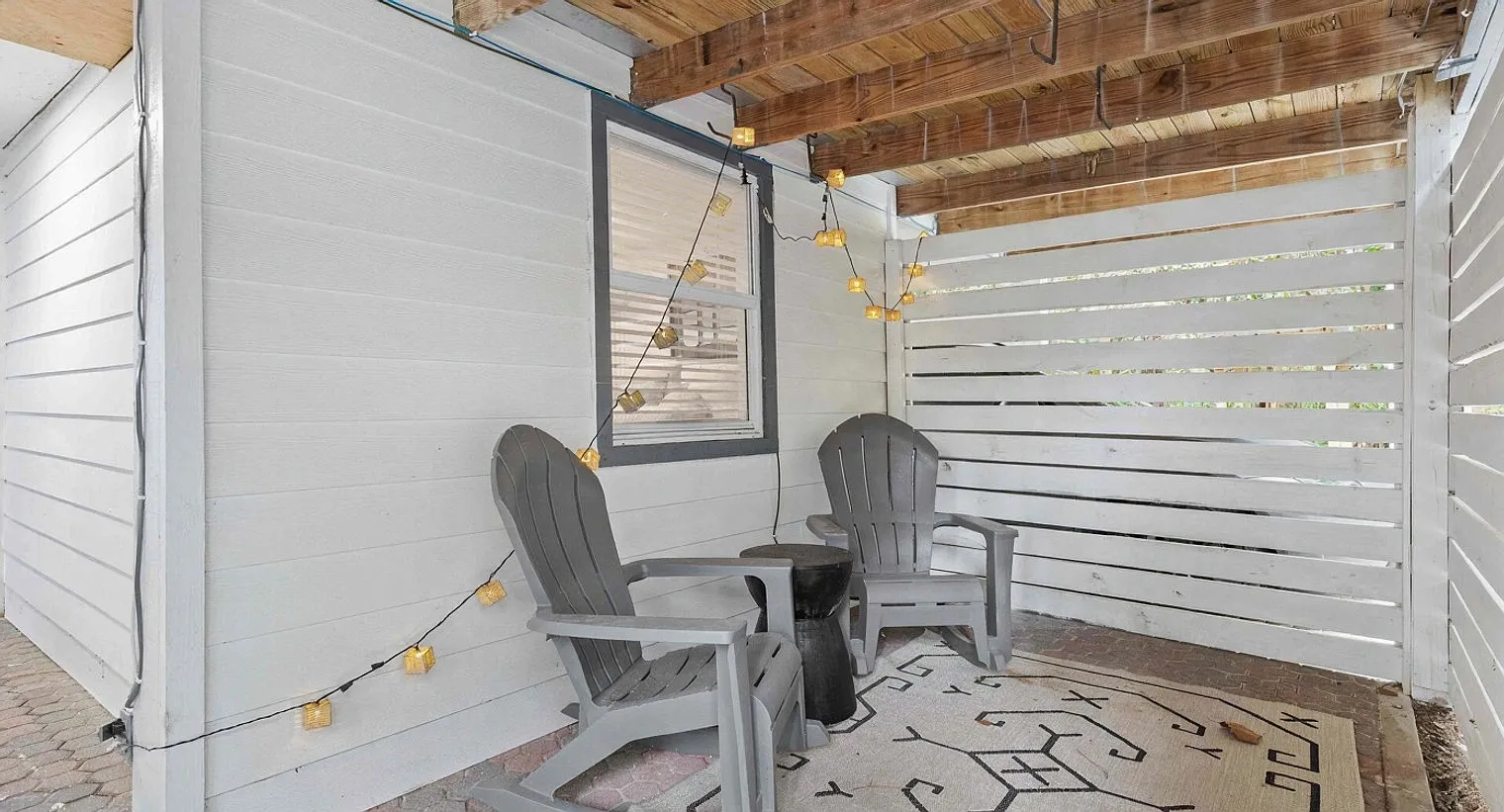 1 bed, 1.0 bath, 12744 sqft, $1,737 — Photo 4
