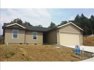 617 Brooks Loop, Sutherlin, OR 97479