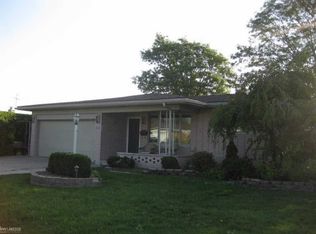 31110 Moulin Ave, Warren, MI