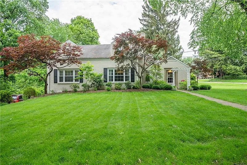 3481 Forest Rd photo 1