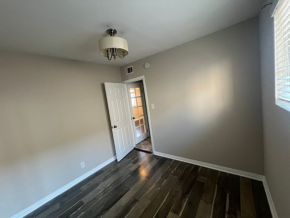 5th image of 11022 Aqua Vista St #1B-1Ba-610Sqft