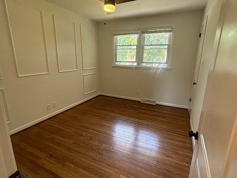 506 Highcrest Dr — Photo 12