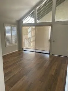 10540 Lakeside Dr N #J — Photo 5
