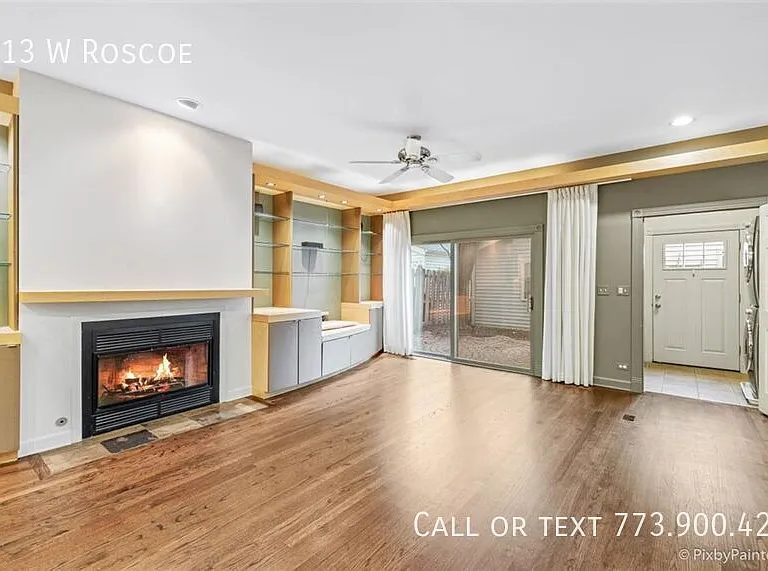 1213 W Roscoe St — Photo 3