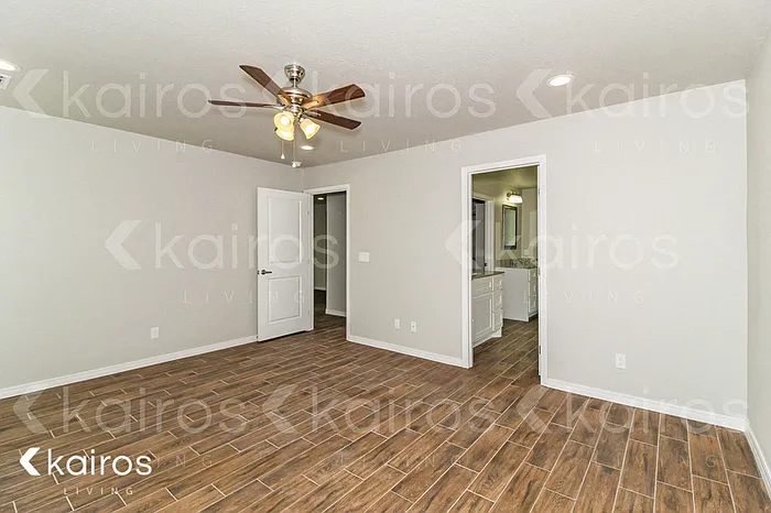 2811 Destin Ave — Photo 6