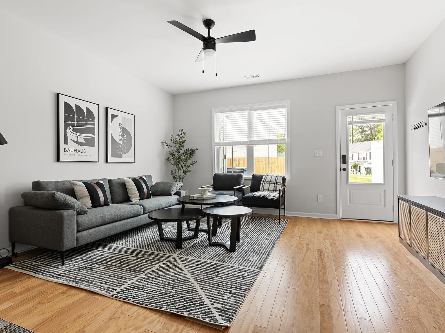 2 bed, $3,290 — Photo 3