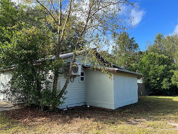 4th image of 112 Hill Cir