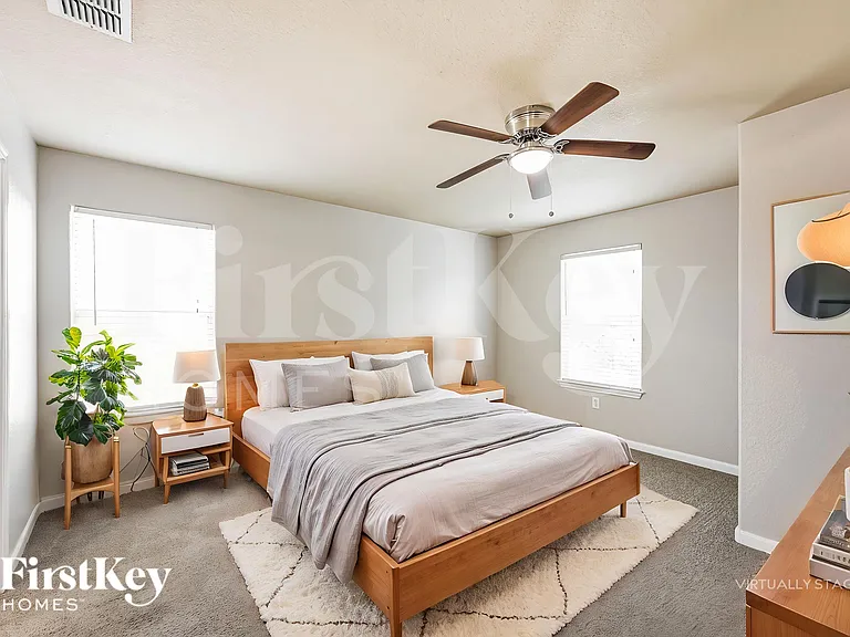 11222 Country Cyn — Photo 12