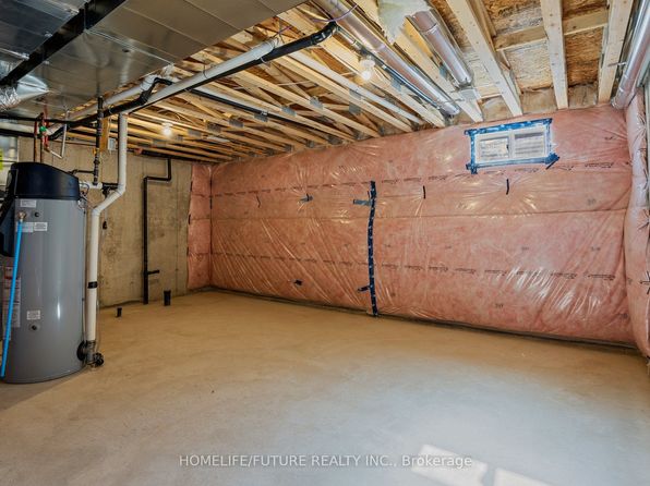 1540 Labine Point, Milton, ON L9T 7E7
