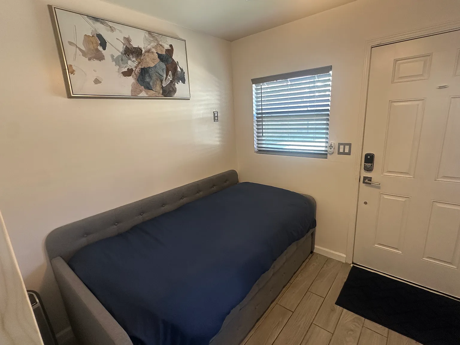3971 N Golden Ave — Photo 3