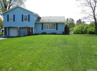 6261 Webster Rd, Orchard Park, NY 14127