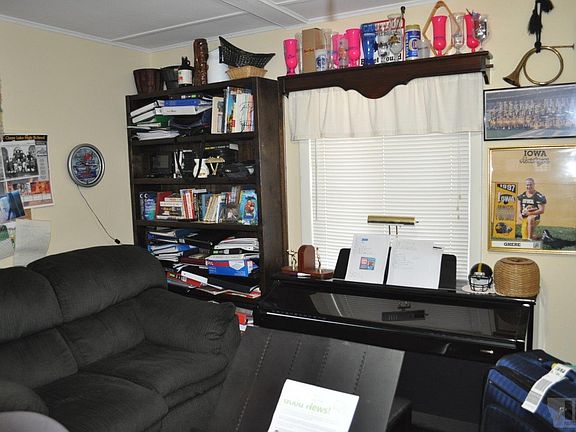 5th image of 4791 Roseman Dr