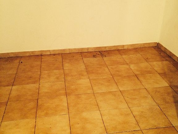 4th image of 2369 85th St APT 1R
