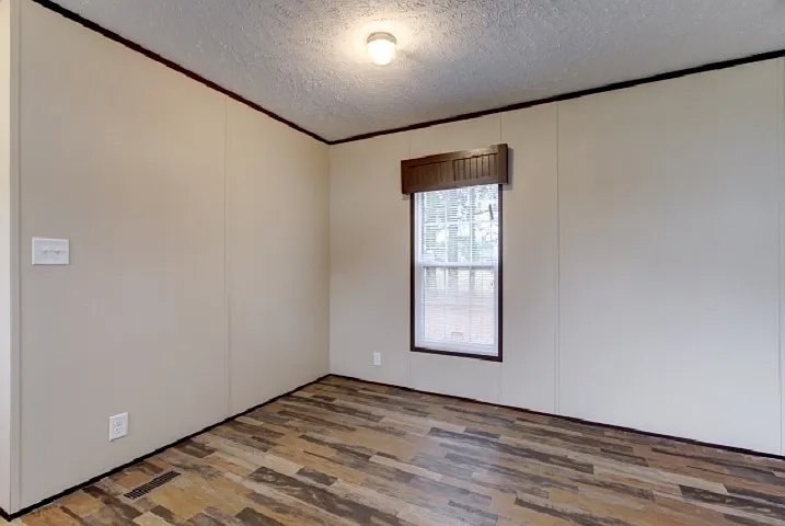 106 Luart Drive - 1 — Photo 2