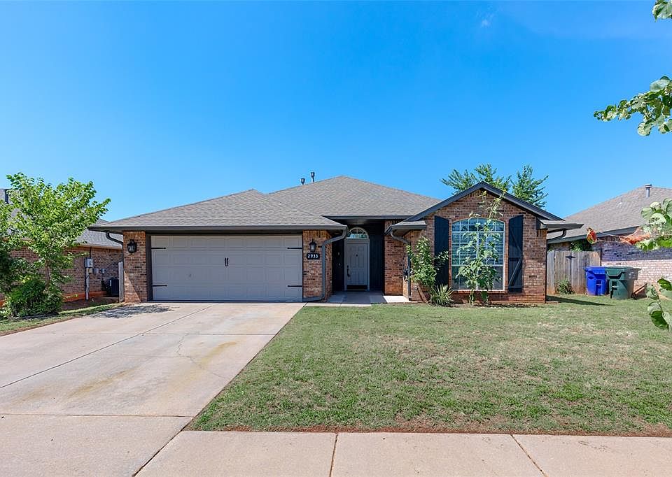 1st image of 2933 E Lake Dr