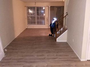 27 Manchester Way, Burlington, NJ 08016