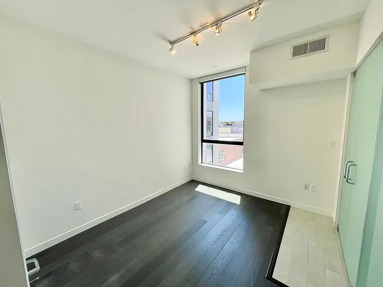 1515 15th St #407 — Photo 13