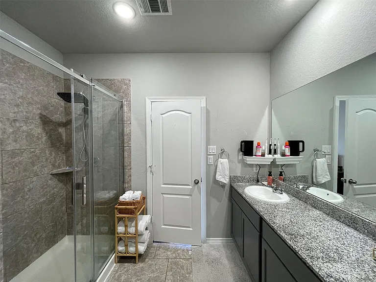 25511 Northpark Lake Dr — Photo 28