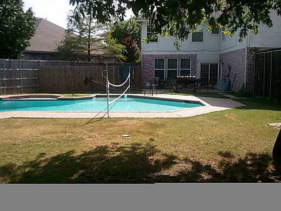 3rd image of 603 Stretford Ln