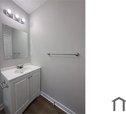 1034 Oakland Ave — Photo 11