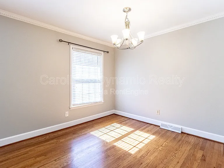 6618 Castlegate Dr — Photo 13