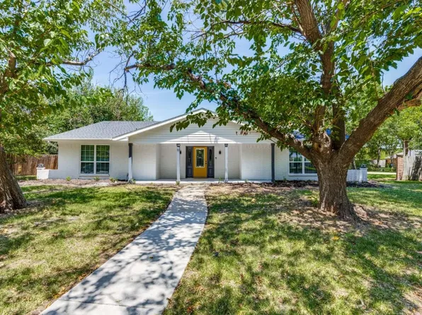 1617 Alexander Dr, Waxahachie, TX 75165