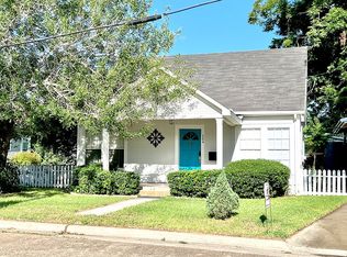 204 N Wheeler St, Victoria, TX 77901