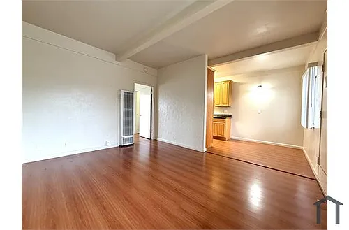 1047 Rich Ave #12 Photo 1