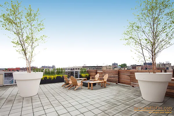 Rented by aptsandlofts.com | media 8