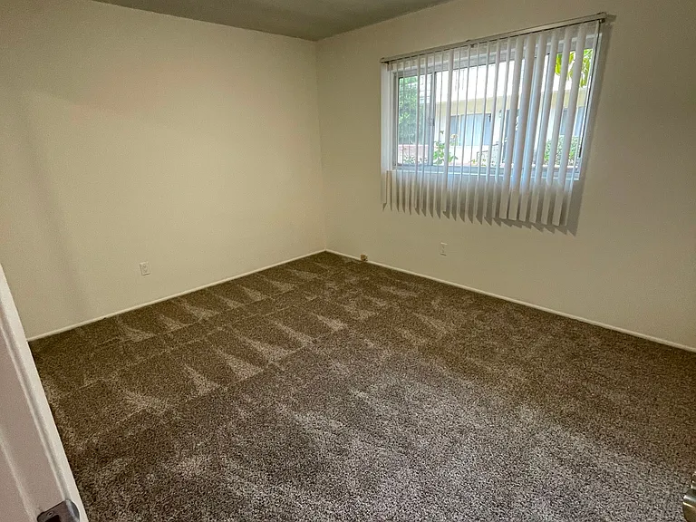 918 N Cedar St #2 — Photo 9