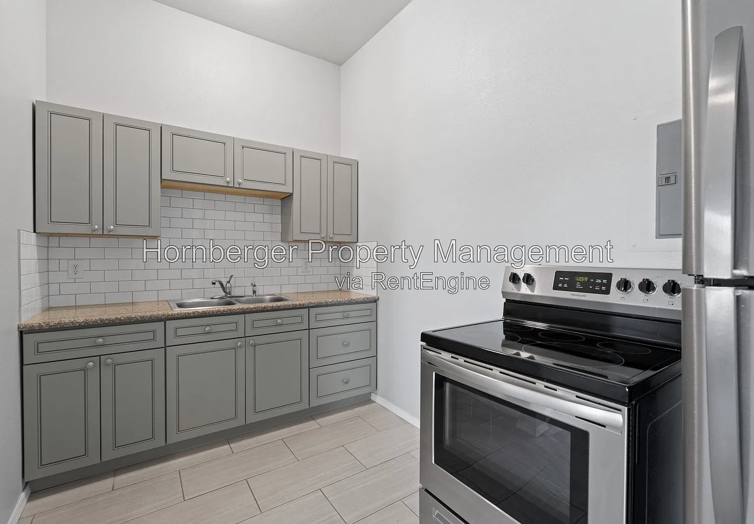 1 bed, 1.0 bath, 600 sqft, $995 — Photo 3