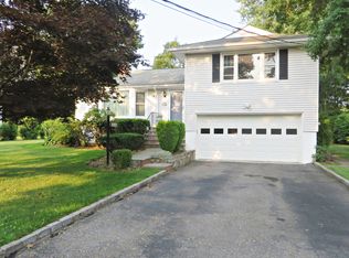 18 Belmont St, White Plains, NY 10605
