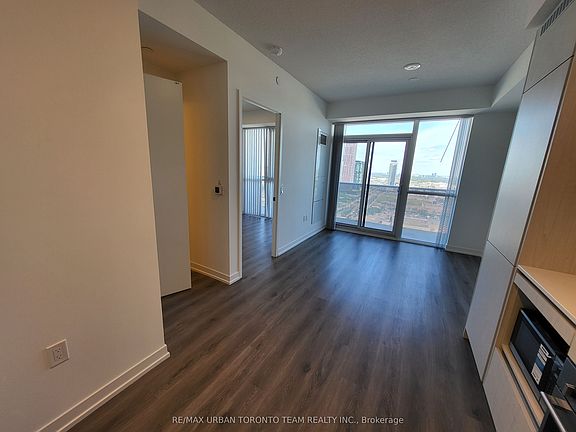 3rd image of 28 Interchange Way #3308