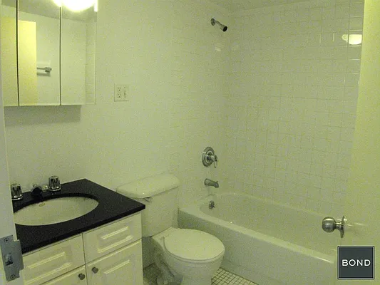 Rented by Bond New York | media 6