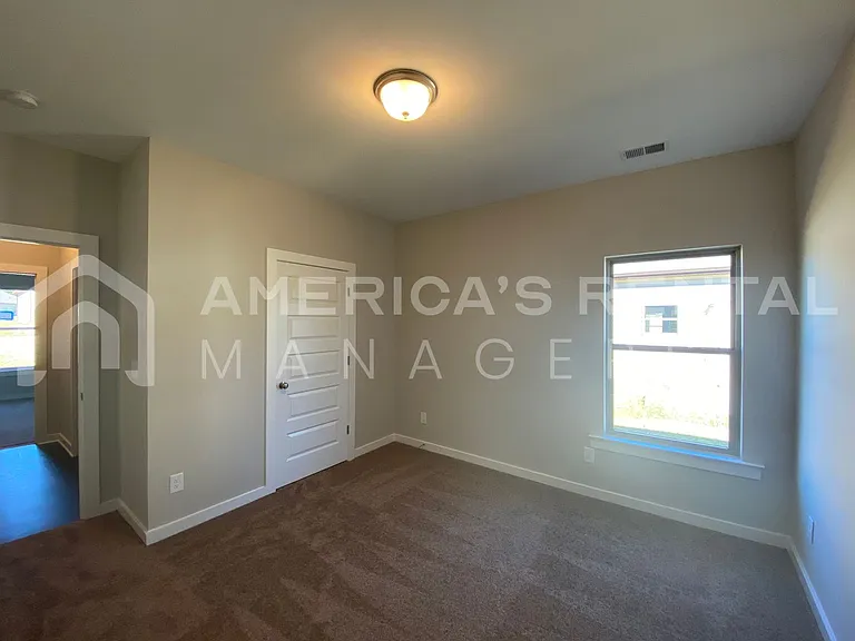 145 White Oak Cir — Photo 21