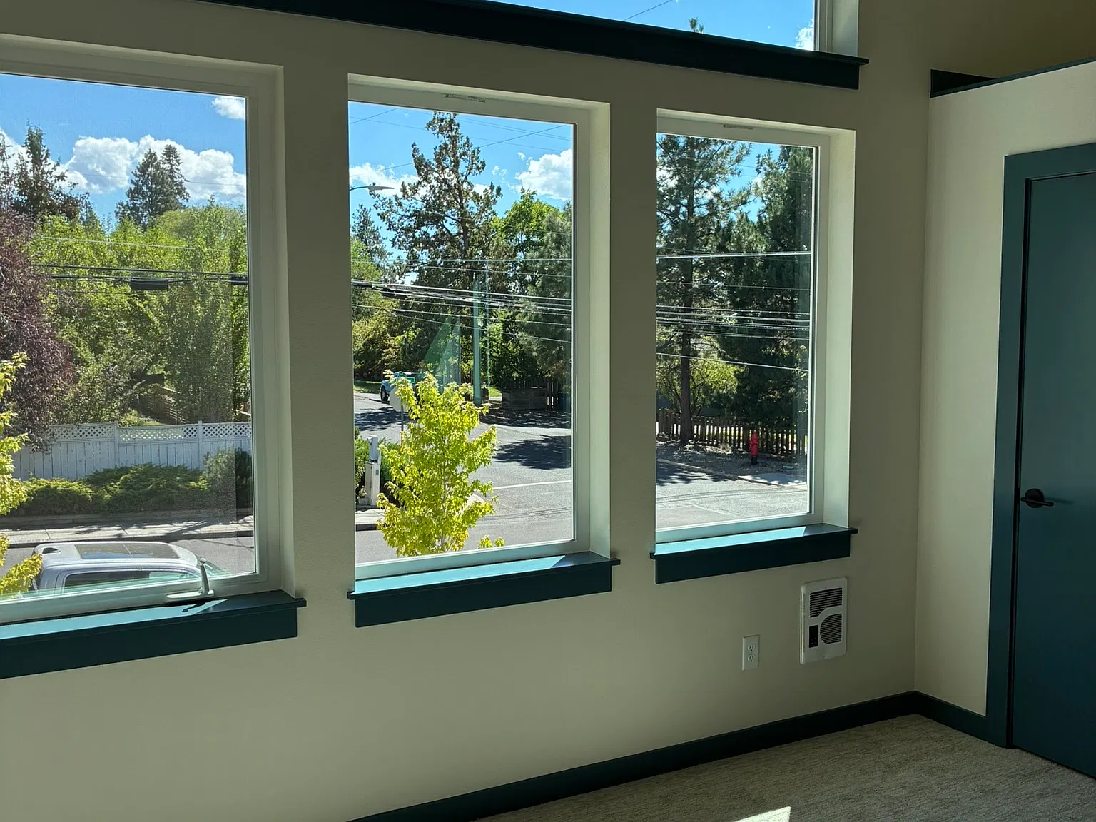 1 bed, 1.5 bath, 675 sqft, $2,200 — Photo 3
