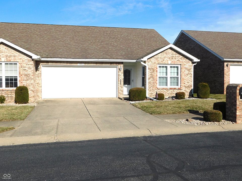 1st image of 1054 E Crown Pointe Blvd