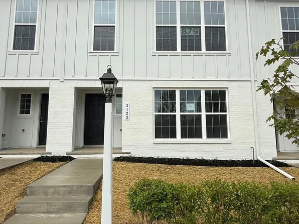 3123 Overlook Dr, Mechanicsburg, PA 17055