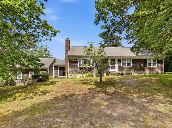 1 Aspen Road, Harwich, MA 02645