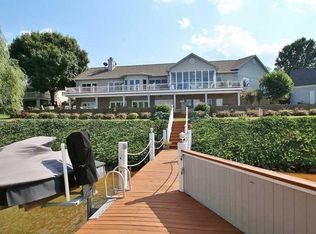 130 Lands End Rd, Penhook, VA 24137