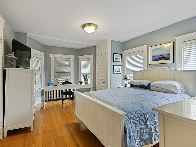 13 Saint James St #2 — Photo 15
