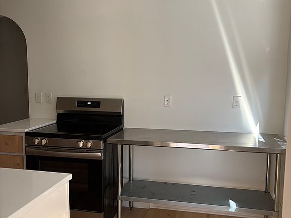 4th image of 3409 34th Ave S #2