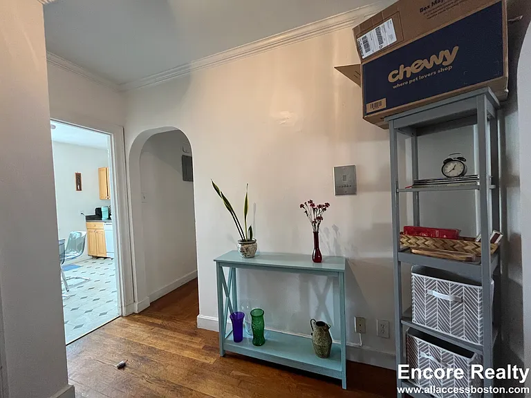20 Fairbanks St #8 — Photo 7