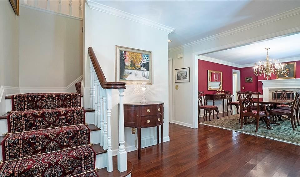 7037 Hillcreek Ln, Gates Mills, OH 44040 | Zillow